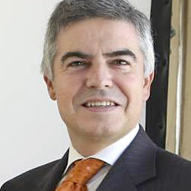 Manuel Peláez Robles asume la presidencia de Ecisa